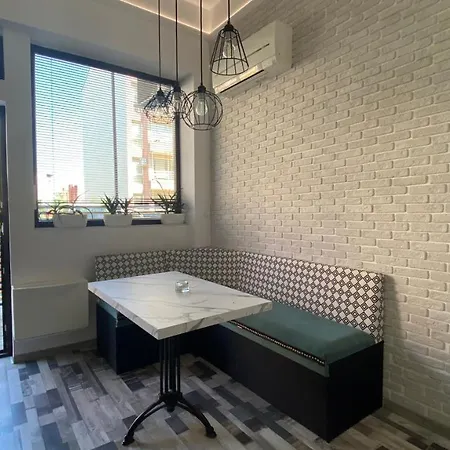 Omorfi Apartamento Nesebar