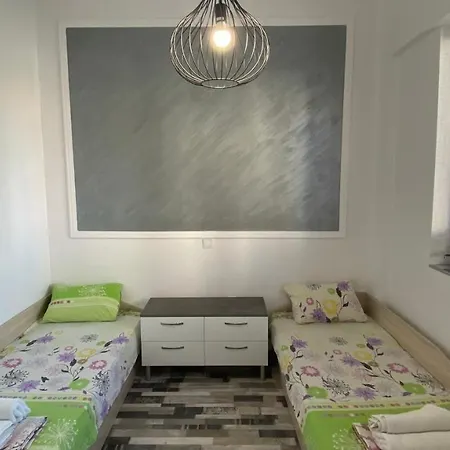 Apartamento Omorfi *