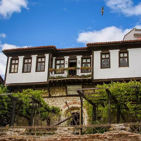 Omorfi * Nesebar